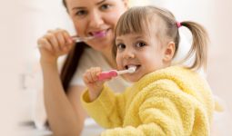 How to Fortify Your Teeth Using Fluoride Treatment