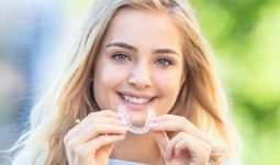 What are the Pros and Cons of Invisalign Aligners?