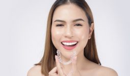 Orthodontic Treatments Without Metal Available by Invisalign