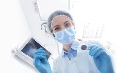What Exactly Does a Periodontist Do?